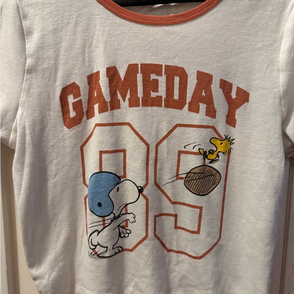 Peanuts Snoopy Game Day Cropped Tee Shirt - Picture 5 of 8